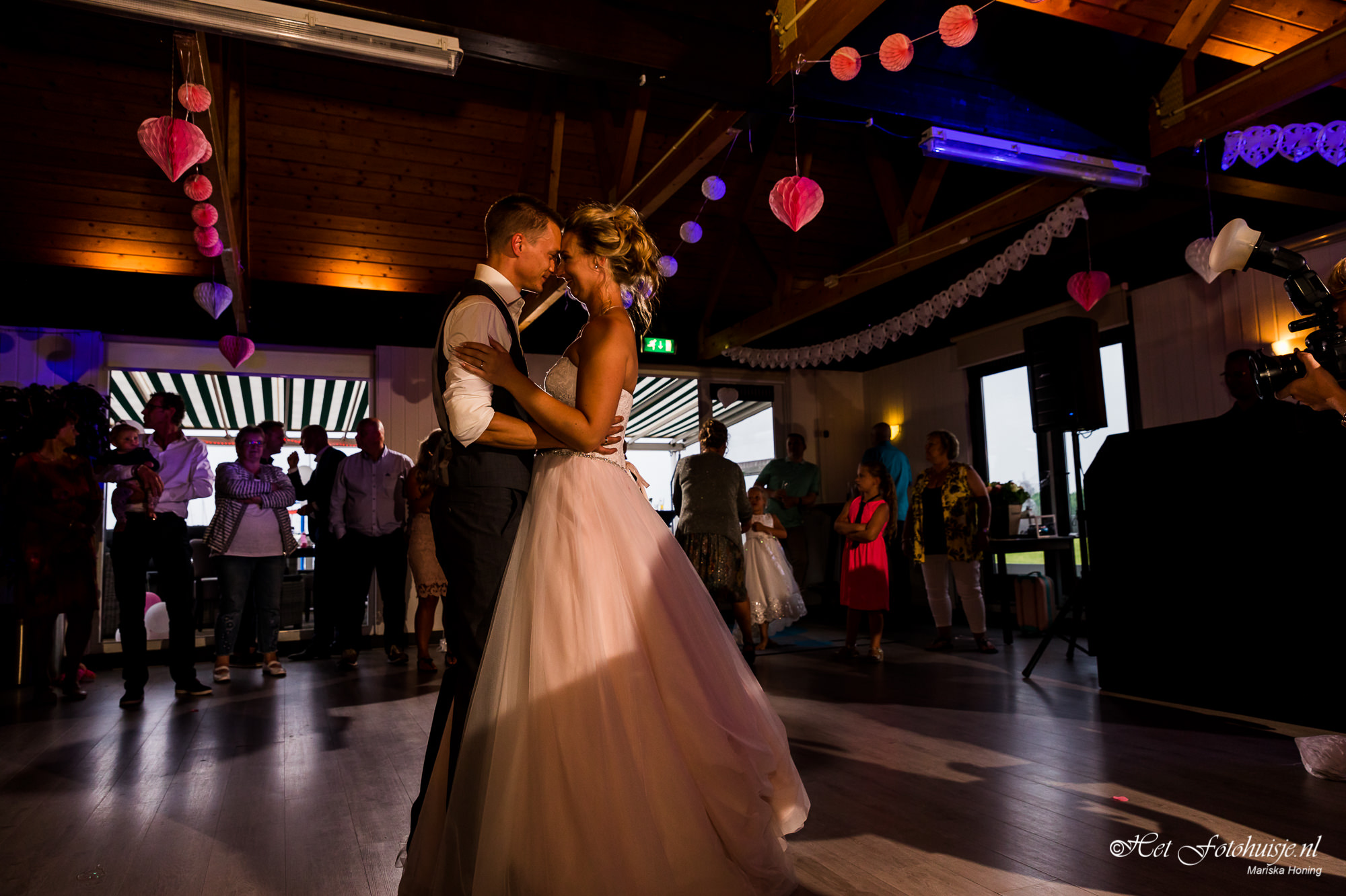 De mooie bruiloft van Rory en Erica